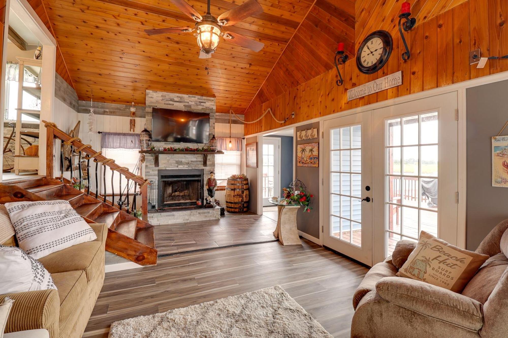 Oceanfront Milford Home With View And Boat Access ภายนอก รูปภาพ