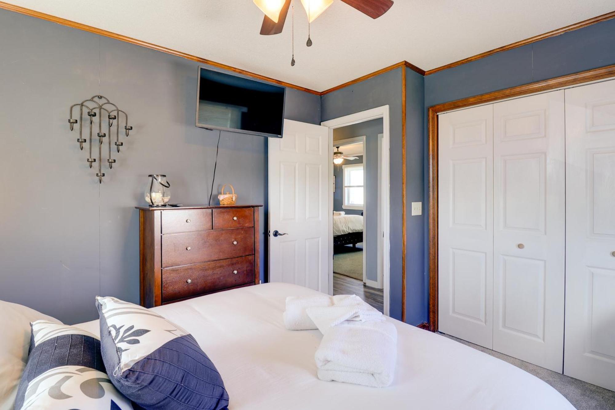 Oceanfront Milford Home With View And Boat Access ภายนอก รูปภาพ