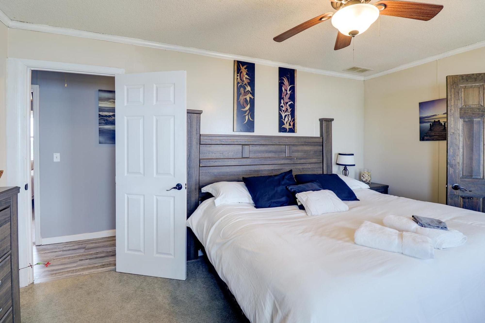 Oceanfront Milford Home With View And Boat Access ภายนอก รูปภาพ