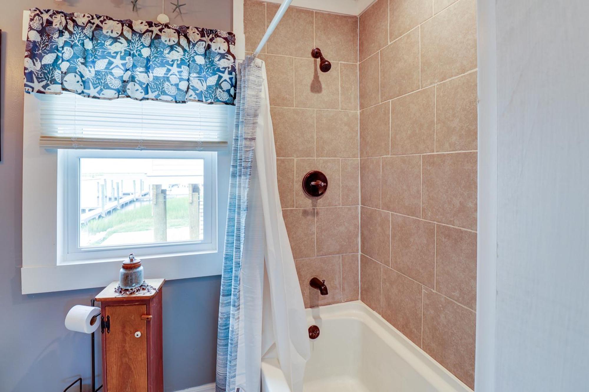 Oceanfront Milford Home With View And Boat Access ภายนอก รูปภาพ