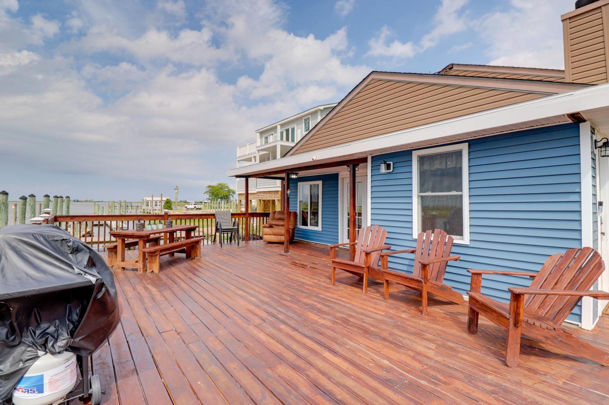Oceanfront Milford Home With View And Boat Access ภายนอก รูปภาพ