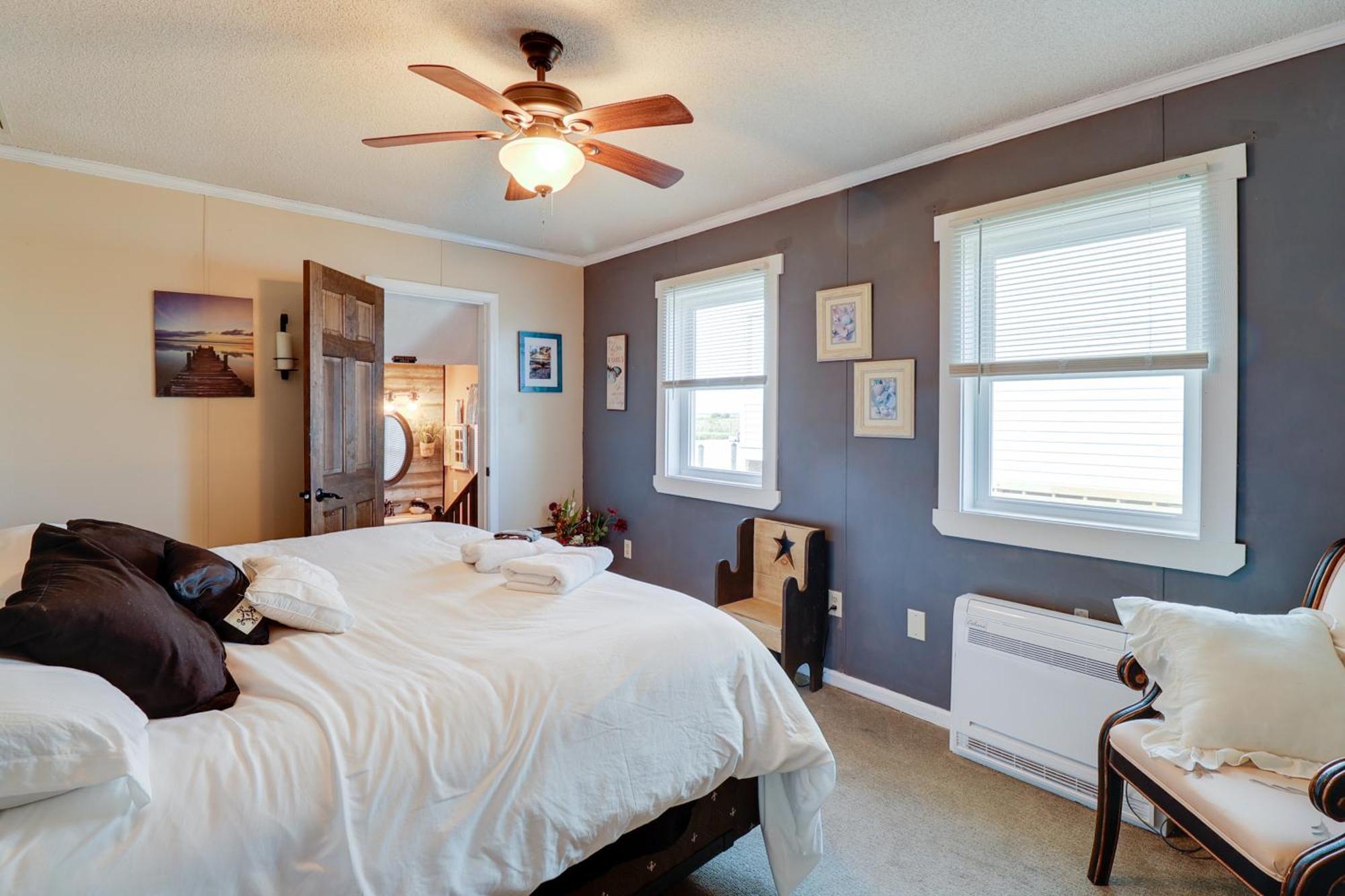 Oceanfront Milford Home With View And Boat Access ภายนอก รูปภาพ
